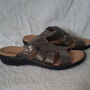 Womens Gunmetal Silver And Brown Clarks Bendables Sandals